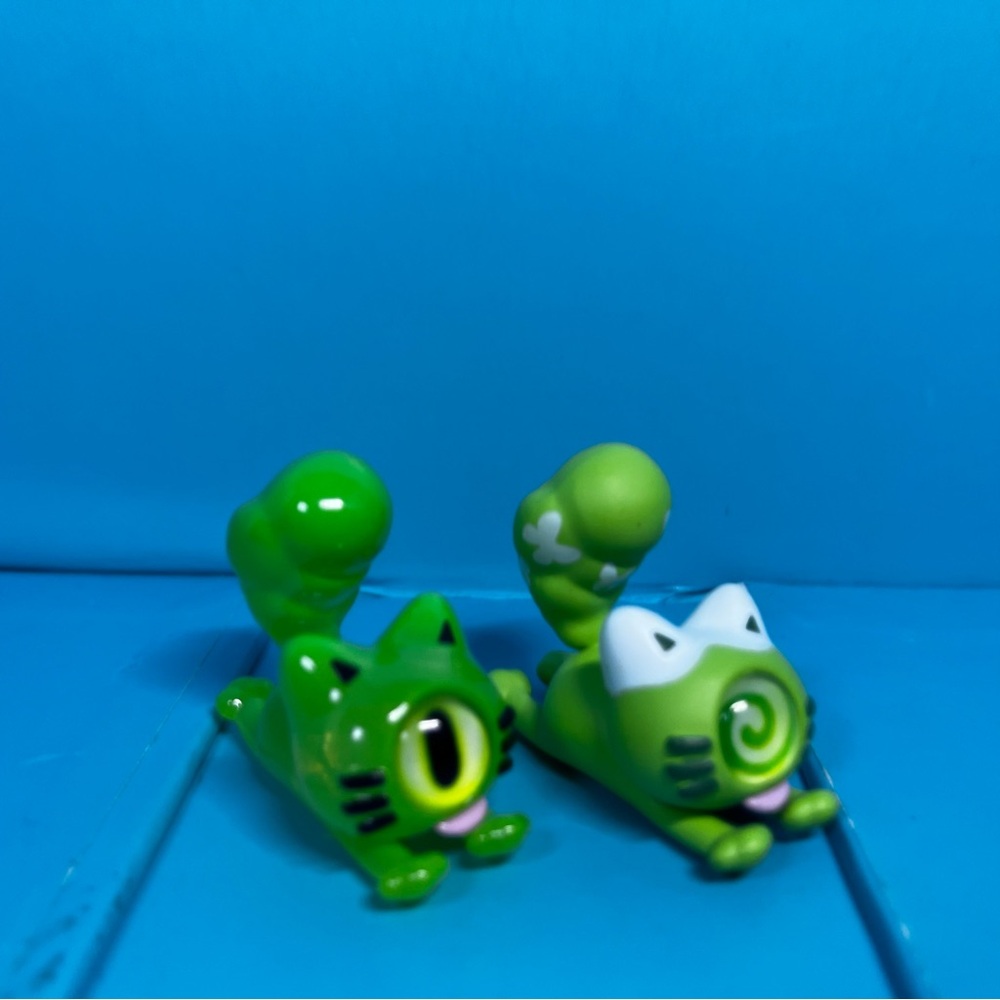 Strawberry Mousseta - Downy Pranky Paradise - 2 Miniature Cats